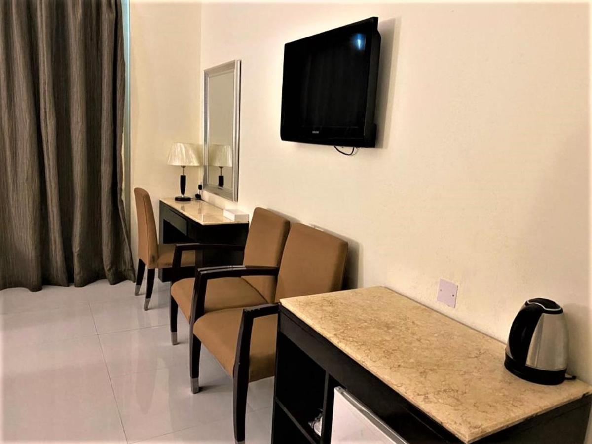 Signature Inn Hotel Deira دبي المظهر الخارجي الصورة